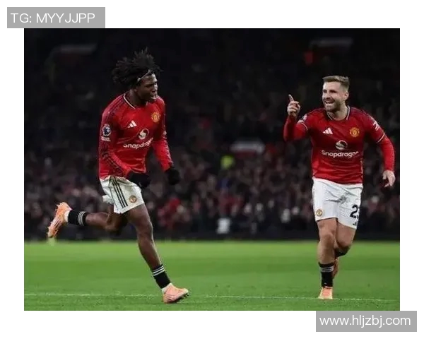 曼联与利兹联激战成和双方球迷热议比赛精彩瞬间